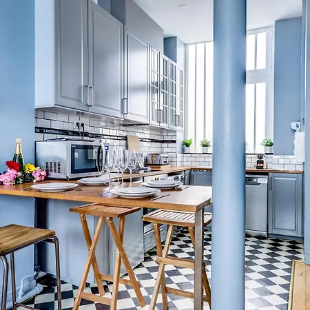 Daire Buttes-chaumont - Fully-equipped Paris
