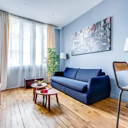 Daire Buttes-chaumont - Fully-equipped