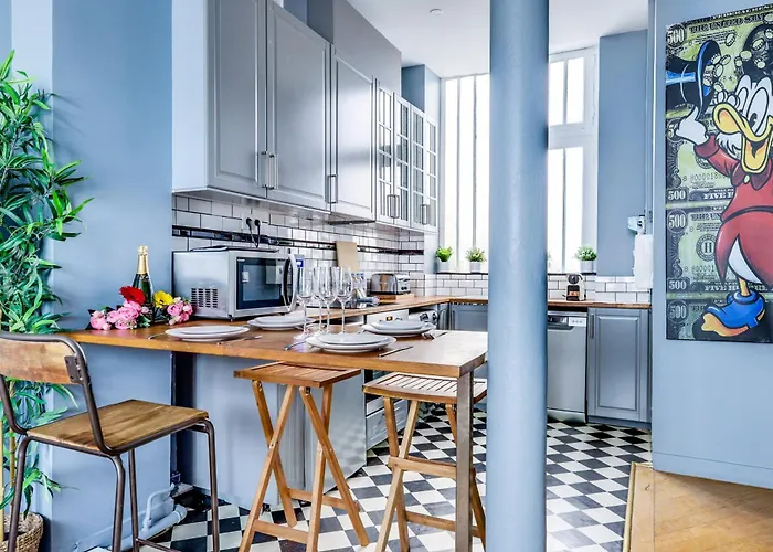 Daire Buttes-chaumont - Fully-equipped Paris