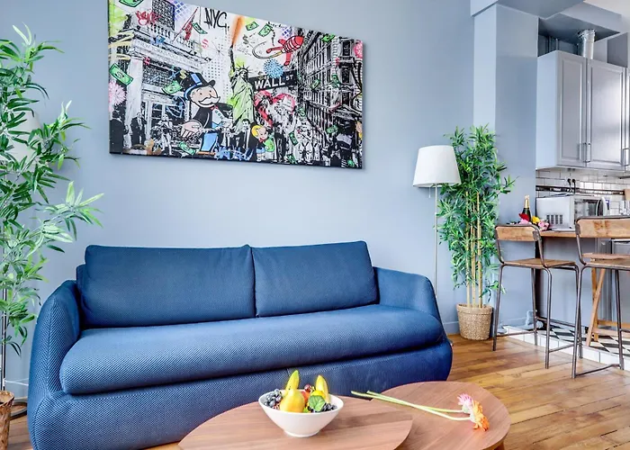 Buttes-chaumont - Fully-equipped *